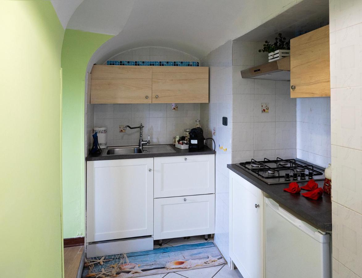 Апартаменты Casa "Positano" Da Ely - Salerno Centro Con Self Check-In Экстерьер фото