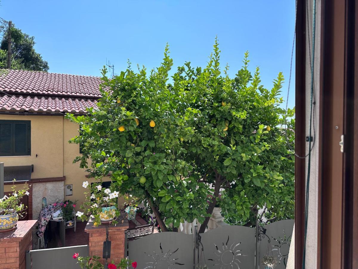 Апартаменты Casa "Positano" Da Ely - Salerno Centro Con Self Check-In Экстерьер фото